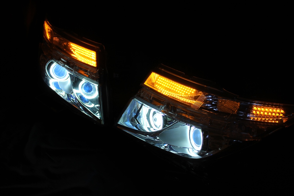 E52 エルグランド ヘッドライト LED加工