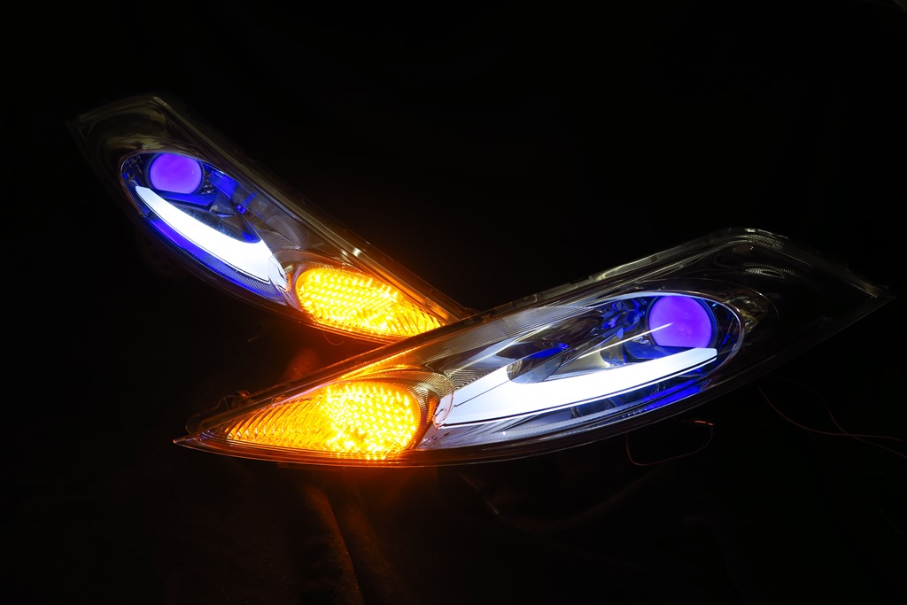 F15 ジューク ヘッドライト LED加工