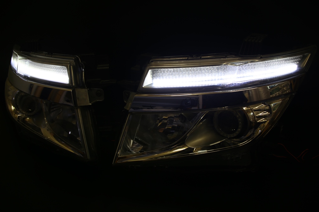 E52 エルグランド 前期 ヘッドライト LED加工 シーケンシャルウインカー